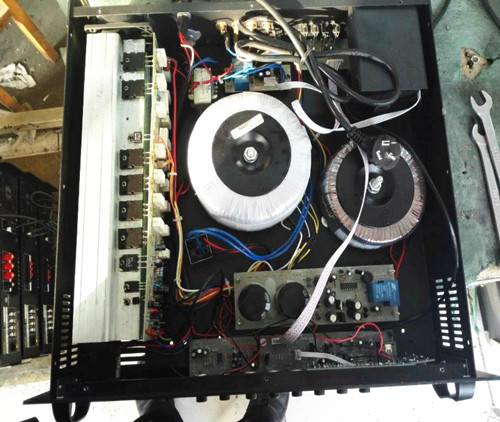 廣播功放環(huán)型變壓器,音質(zhì)好,抗干擾能力強(qiáng) 廣播功放環(huán)型變壓器,音質(zhì)好,抗干擾能力強(qiáng)