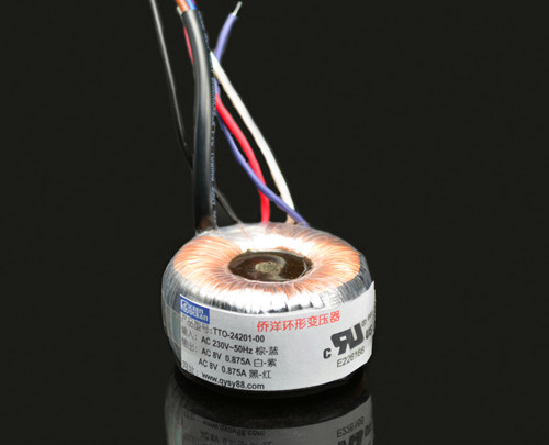 僑洋醫(yī)療變壓器,18年完善工藝,品質(zhì)走遍全球 僑洋醫(yī)療變壓器,18年完善工藝,品質(zhì)走遍全球