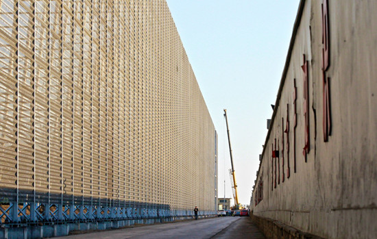 防塵網(wǎng)建成，霧霾滾蛋吧！