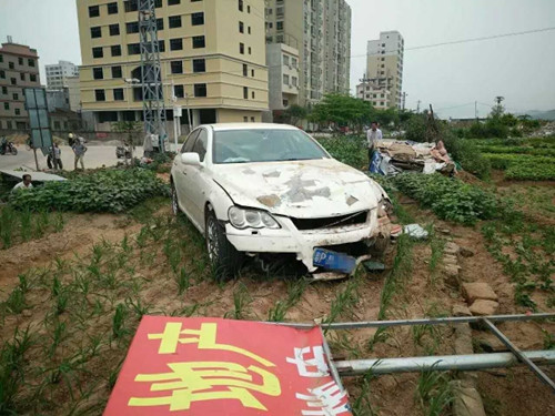 僑洋實業(yè)環(huán)形變壓器廠家提醒大家安全駕駛，珍惜生命！