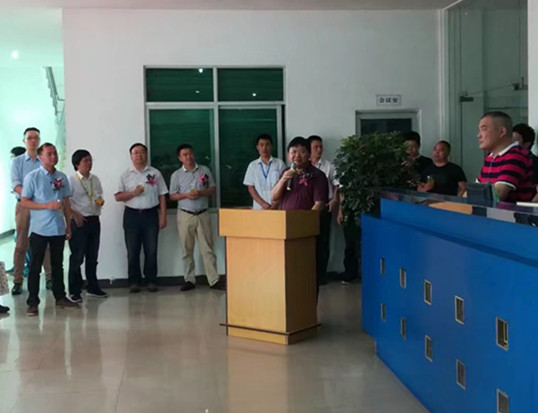 僑洋實(shí)業(yè)領(lǐng)導(dǎo)嘉賓科學(xué)院李副院長致辭 僑洋實(shí)業(yè)領(lǐng)導(dǎo)嘉賓科學(xué)院李副院長致辭